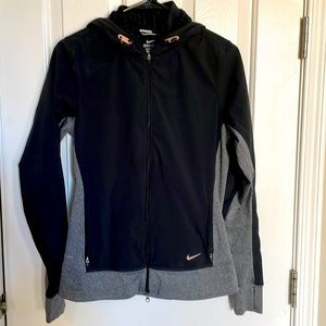 Nike DriFit Windbreaker
